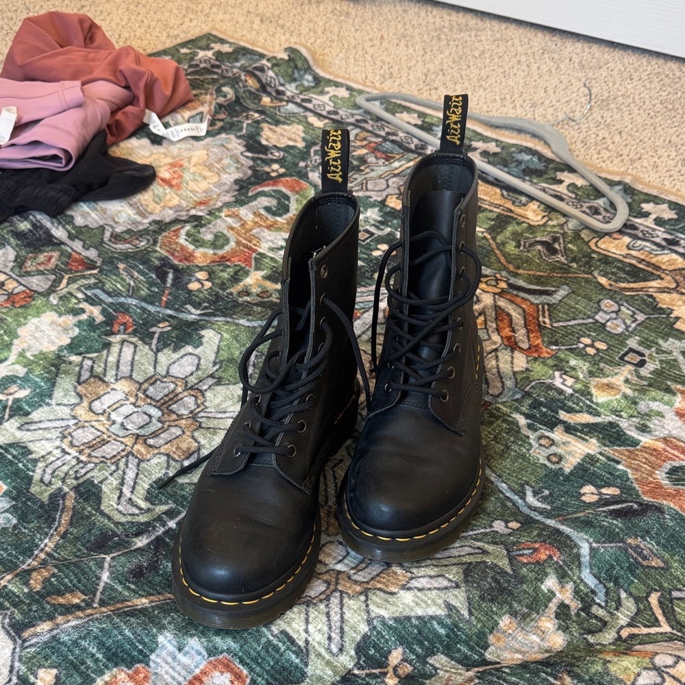 Dr. Martens Black boots size 9